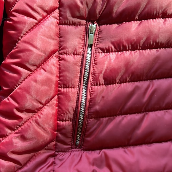 Lightweight Puffer Jacket - Picture 4 of 7